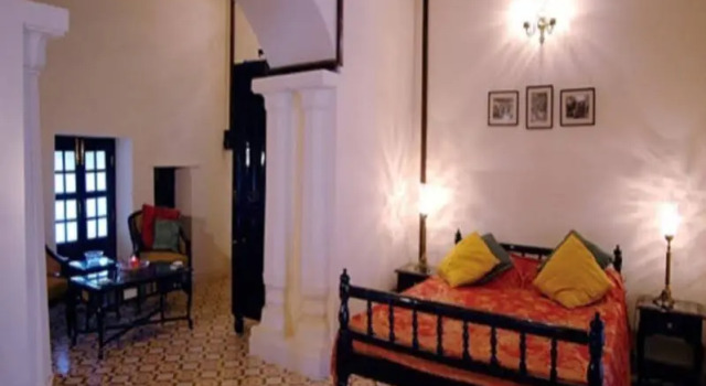 Alipura Palace, Забронировать Отель Отели штата Махараштры 3 звезды, 3*