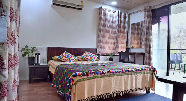 Коттедж Gir Pride Resort