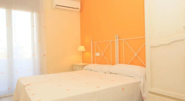 Apartamento Junto al mar Para 6 Personas en Cambrils, Забронировать Апартаменты/квартира Отели El Baix Camp с бассейном, Бассейн