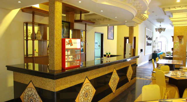 The Grand Palace Hotel Malang, Book Hotel Billige hoteller i Malang, nær Alun-alun Tugu