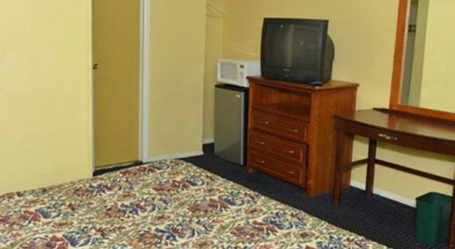 Red Roof Inn Green Brook - Somerset, Rezervați Hotel Green Brook New Jersey