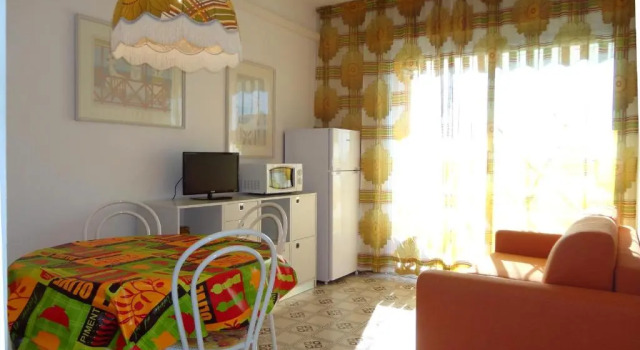 Splendid Three-room Apartment for 6 Guests Near the sea by Beahost Rentals, Забронировать Апартаменты/квартира Каорле Линьяно-Ривьера