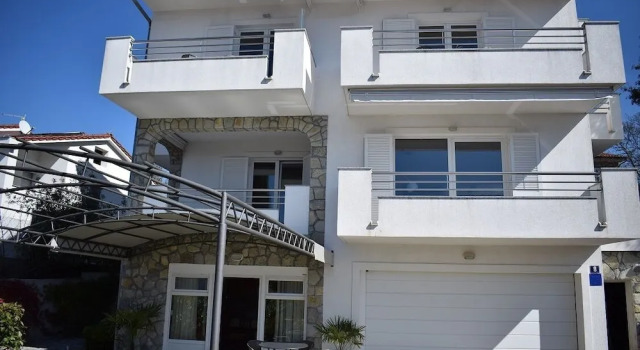 Apartments Beauty, Rezerwuj Apartament Hotele w Kvarner Islands z parkingiem, Parking