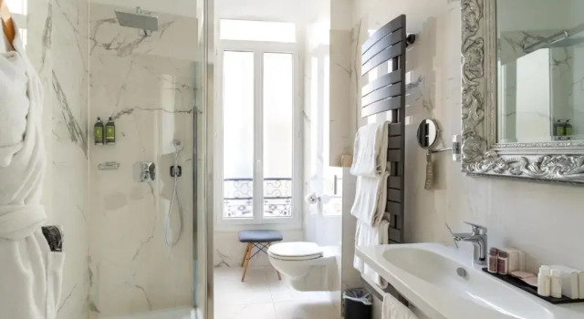 Трёхместный номер Standard Hotel La Villa Nice Promenade