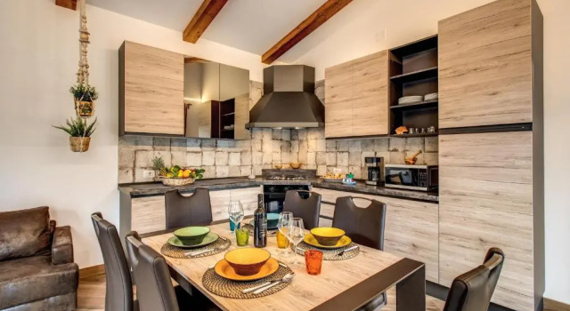 Коттедж с 3 комнатами CHEZ MARIE - modern apartment in countryside