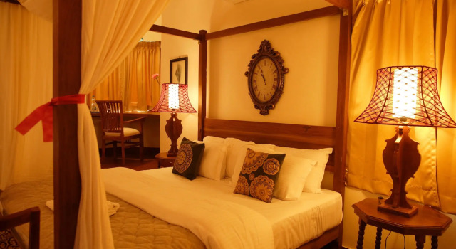 Hotel Villa Highnest - Oragadam -Sriperumbudur, Забронировать Отель Отели штата Тамилнада с завтраком, Завтраки