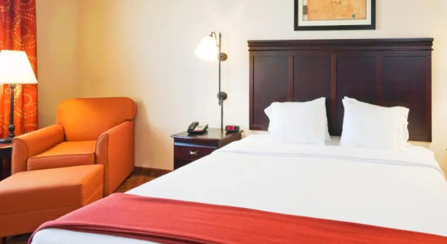 Run of House Holiday Inn Express Hotel and Suites Athens by IHG