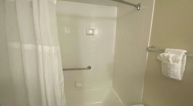 Четырёхместный номер Deluxe Best Western Orlando Gateway Hotel