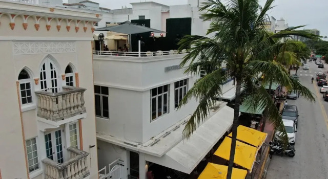 Deco Walk Hostel | Beach Club, Забронировать Хостел Хостелы Майами-Бич, рядом с Miami Beach Latin Chamber of Commerce, Хостел