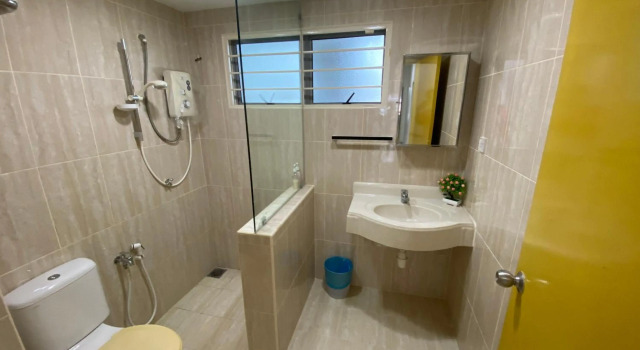 Entire Residential Home•Jia Residences Bkt Serdang沙登温暖的家