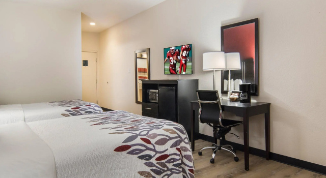Четырёхместный номер Deluxe Red Roof Inn Binghamton North