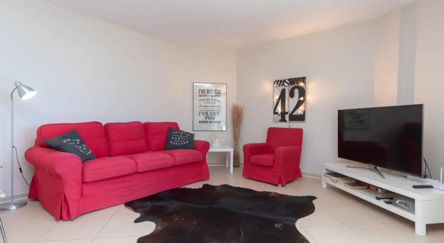 Great 2 beds apartment Los Cristianos, Book Apartment Hotels in Tenerife with Parking, Parking
