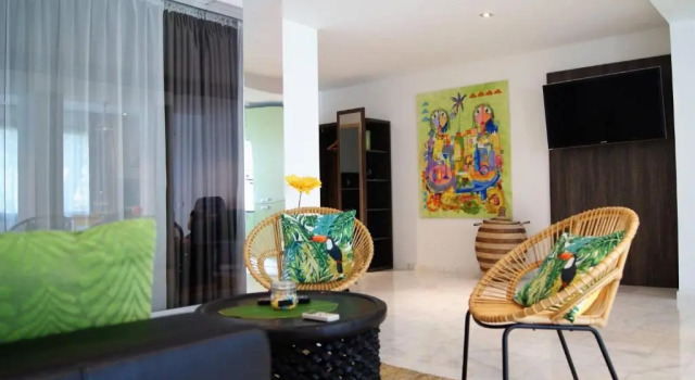 Полулюкс AppartHôtel La Girafe