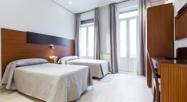 Двухместный номер Standard Hostal Cervelo