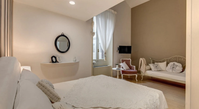 Trevi Miracle Suite