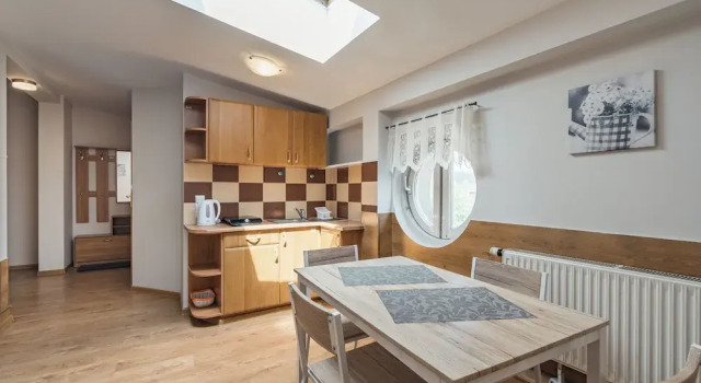 Апартаменты Classic Guest Rooms and Family Apartments