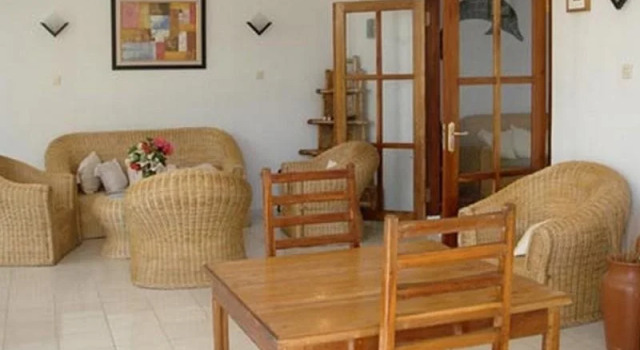 Bahowo Lodge, Book Hotel Hotels in Sulawesi with Parking, Parking