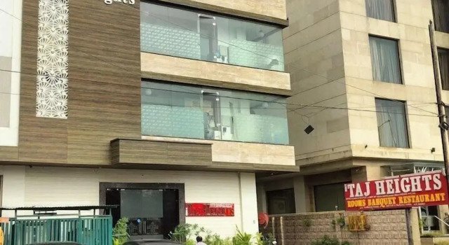 FabHotel Taj Nagari