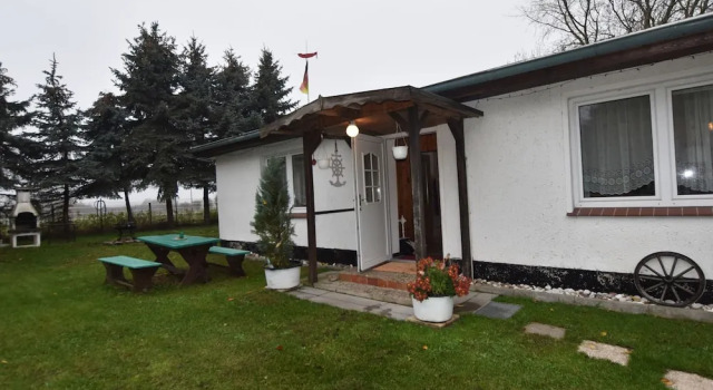 Бунгало Cozy Bungalow in Stove Germany near Baltic Sea