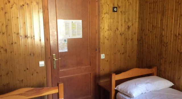 Alberg rural torre del baró, Забронировать Отель Сан-Льоренс-де-Моруньс Лерида