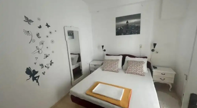 Duga House