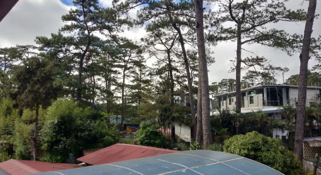 Семейный номер Premier с балконом Log Cabin Hotel - Baguio