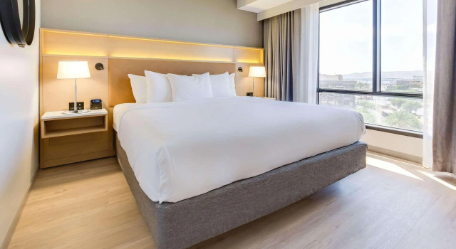 Radisson Hotel Phoenix Airport