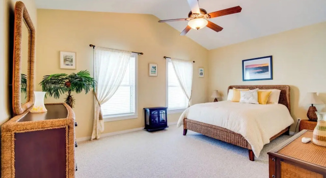 Коттедж Oceanfront Oasis in Cedar Key w/ 2 Balconies