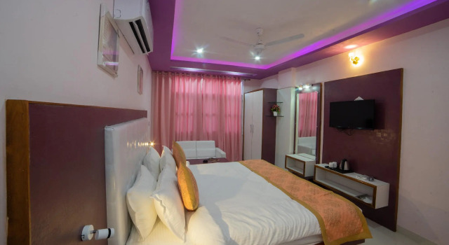 Hotel Sandal Inn, Забронировать Отель Отели штата Раджастхана с парковкой, Парковка