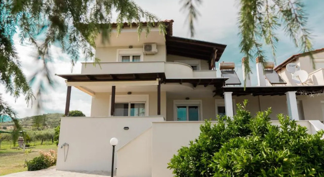 Villa Lemoni Ammolofoi, Buchen Sie Villa Nea Peramos Mazedonien
