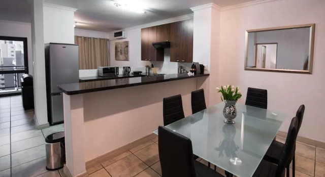 Апартаменты Standard с балконом Prestige Apartments Sandton at Westpoint