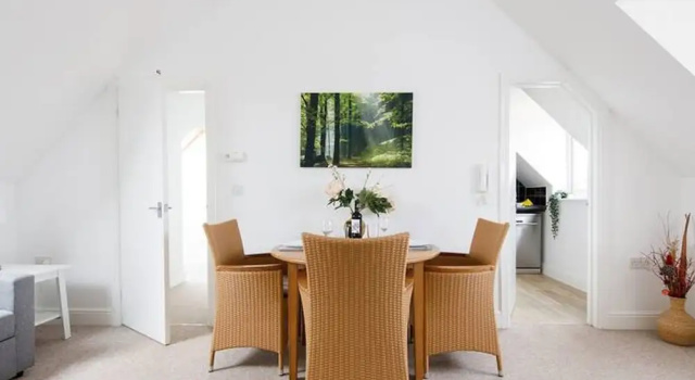 Апартаменты Lovely Selsey Apartment With sea Views Sleeps 4