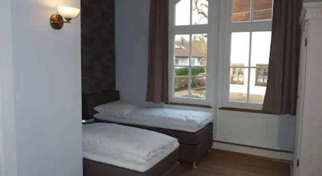 Gästehaus "Unsere Stadtvilla", 预订 宾馆 黑欣根 Swabian Alps