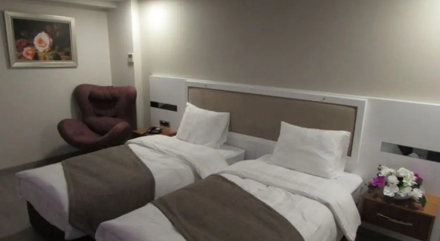 Guntur Park Otel, Rezerwuj Hotel Hotele w Denizli z parkingiem, Parking