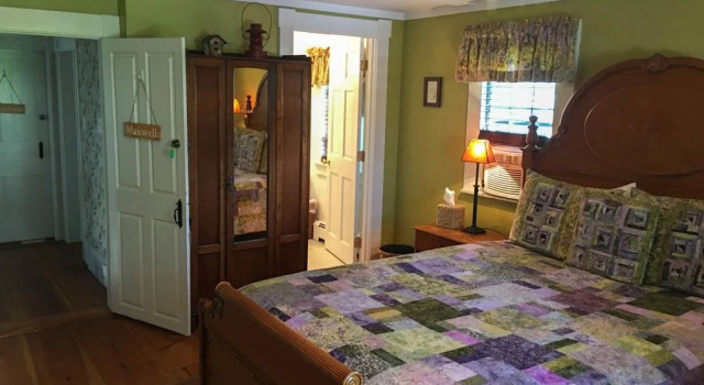 Black Boar Inn Ogunquit, Забронировать Отель Оганквит штат Мэн, рядом с Театр в Оганквите