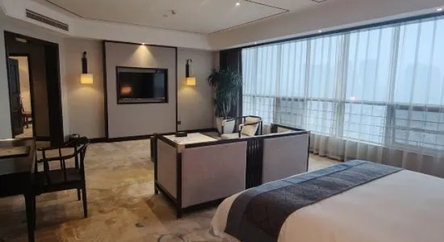 Люкс Executive Rebecca Hotel (Xuchang Caowei Ancient City)