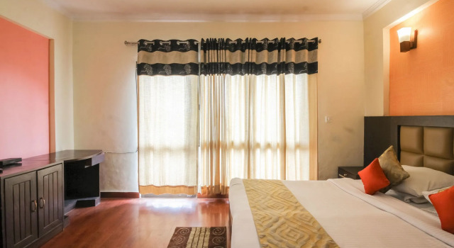 Dynasty Resort, Rezervovat Lázně / Resort Nainital Uttarakhand