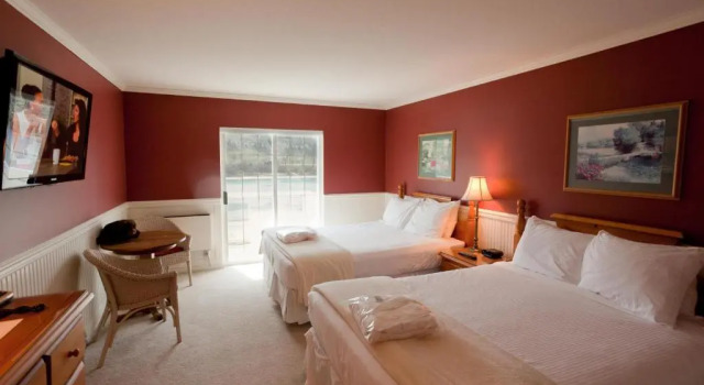 Двухместный номер Standard с видом на горы South Thompson Inn & Conference Centre