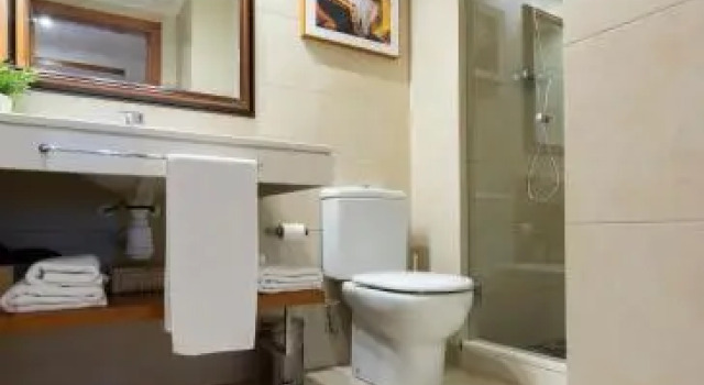 Homing Barcelona 101, Book Hotel Hoteller i St. Just Desvernes med parkering, Parkering