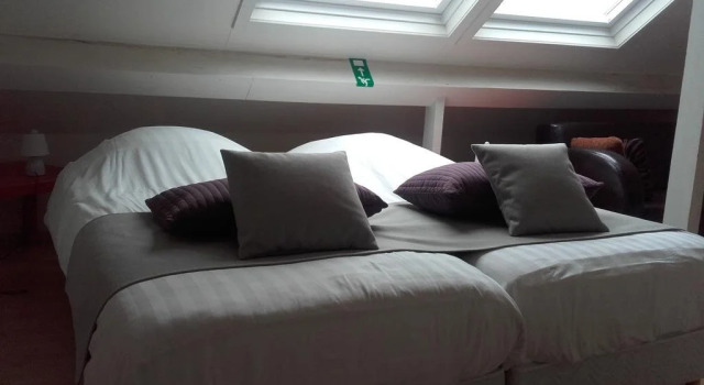 Gastenverblijf De Arend, Rezerwuj Hotel Hotele w Bruksela z parkingiem, Parking