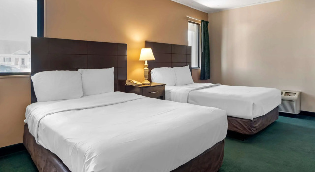 Шестиместный люкс Rodeway Inn & Suites Rehoboth Beach