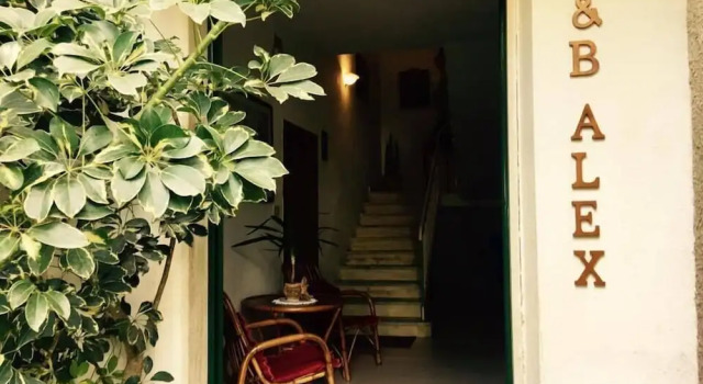 Bed & Breakfast Alex, Book Bed and Breakfast Hotels in Capoliveri with a Pool, Swimming Pool