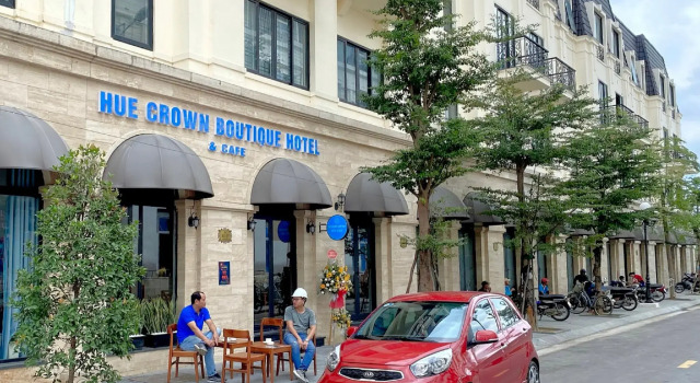 Hue Crown Boutique best hotel, Забронировать Бутик-отель Хюэ Тхыатхьен-Хюэ, рядом с Redemptorist Church