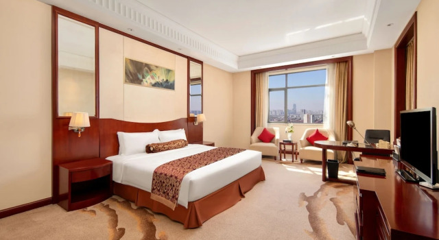 Двухместный номер Classic Longqi Jianguo Hotel