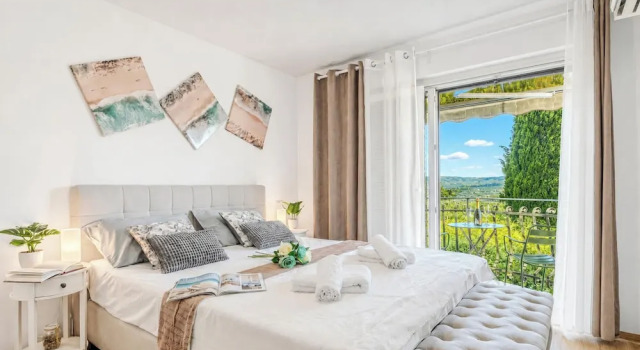 House In The Vineyards, Book Hotel Hoteller i Divaca med parkering, Parkering