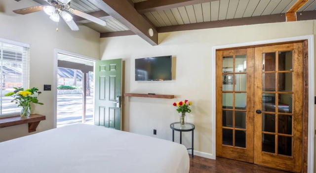 Двухместный люкс Standard Emerald Bay Lodge