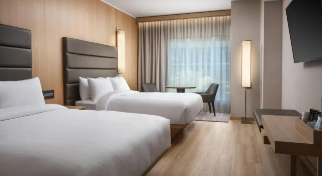 Двухместный номер Standard с видом на город AC Hotel by Marriott Phoenix Downtown