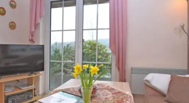Holiday home Bad Elster, Забронировать Отель Отели Бад-Эльстер 3 звезды, 3*
