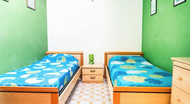 Colourful Apartment With Terrace in Bibione, Забронировать Апартаменты/квартира Отели Бибионе-Пинеда с парковкой, рядом с Долина Вальгранде, Парковка