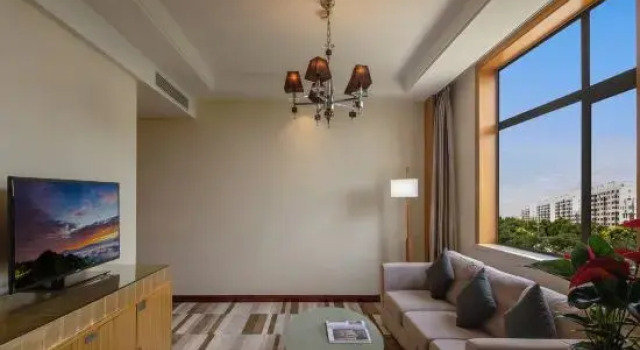 Люкс Business Golden Island Holiday Hotel